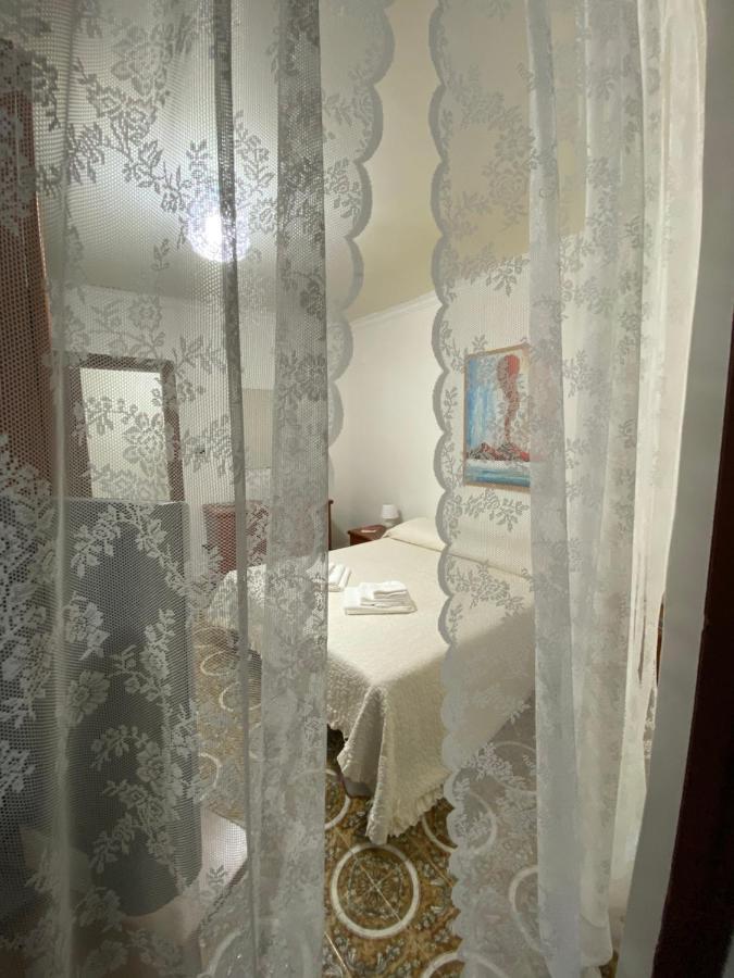 Quartieri Spagnoli Homecasa Vacanze เนเปิลส์ ภายนอก รูปภาพ