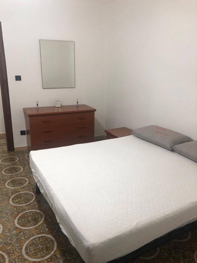 Quartieri Spagnoli Homecasa Vacanze เนเปิลส์ ภายนอก รูปภาพ